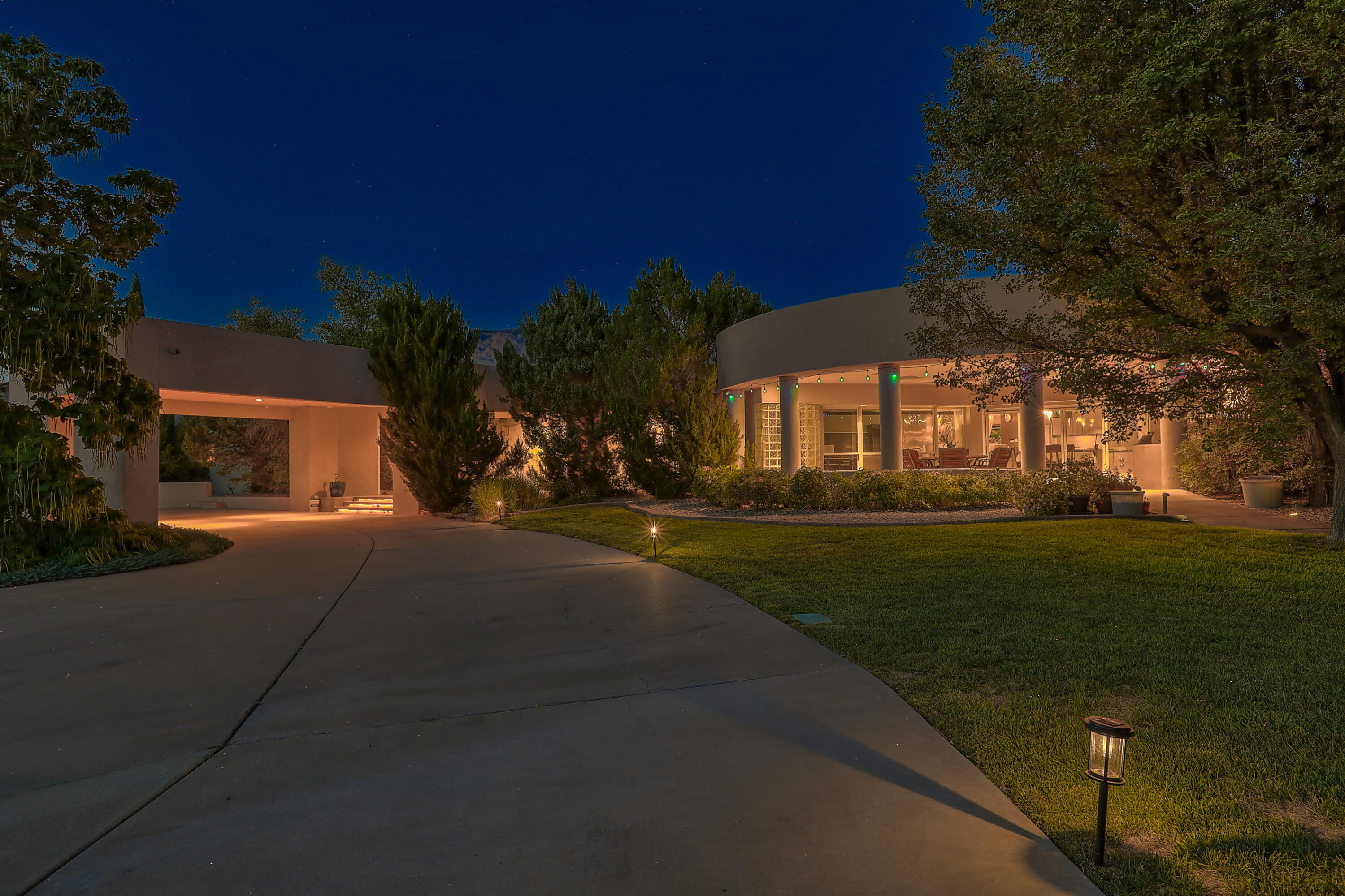 View Albuquerque, NM 87122 house