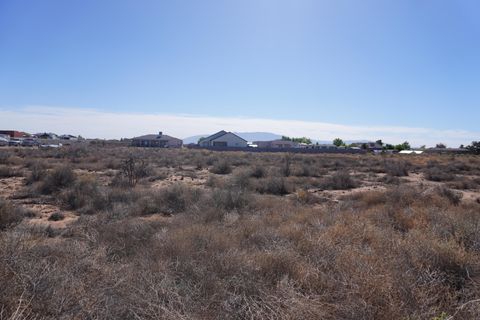 Photo of 612 Rainbow Boulevard NE, Rio Rancho, NM 87124 (MLS # 1102151)