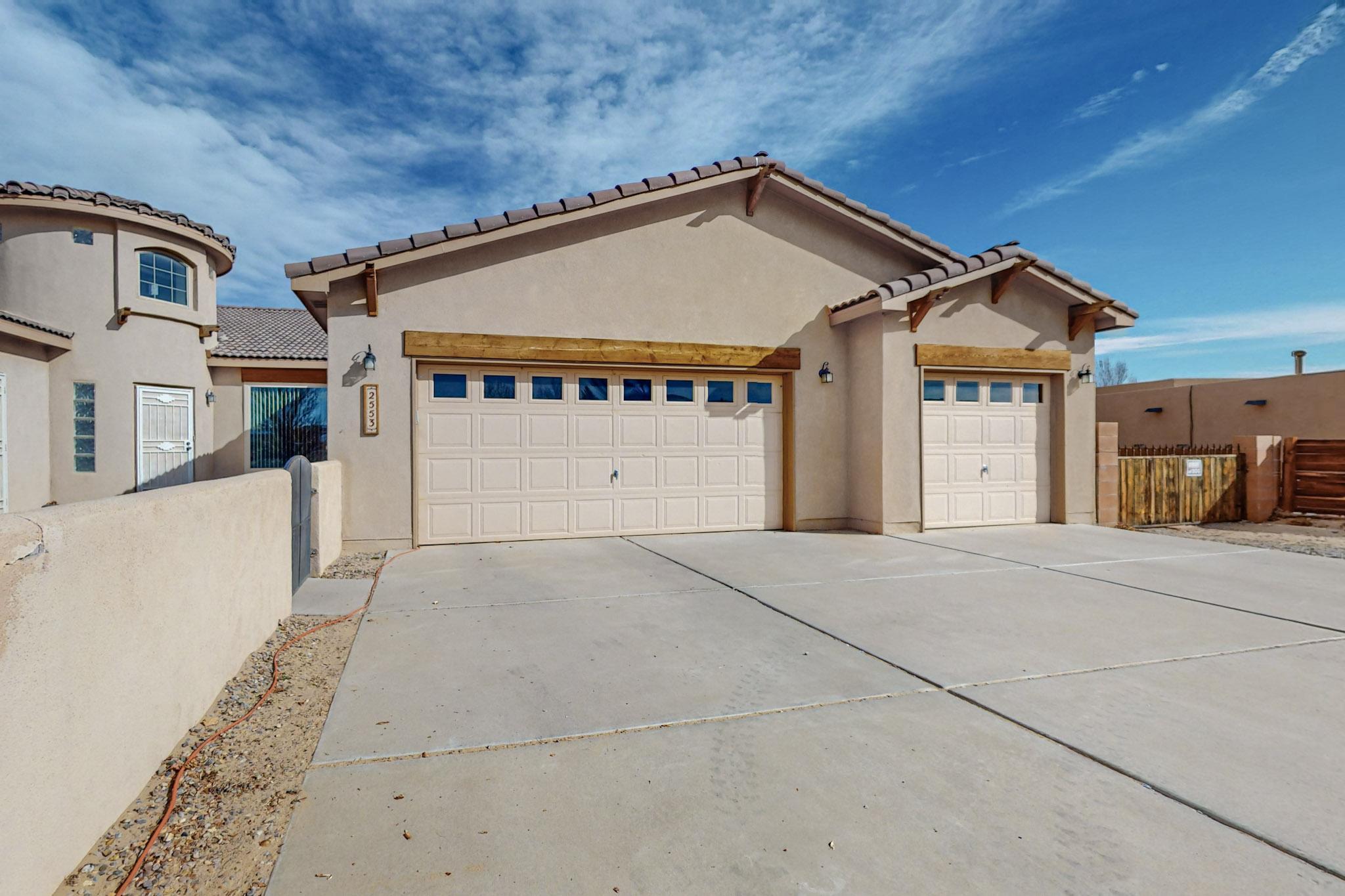 2553 Chessman Drive, Rio Rancho, New Mexico image 2