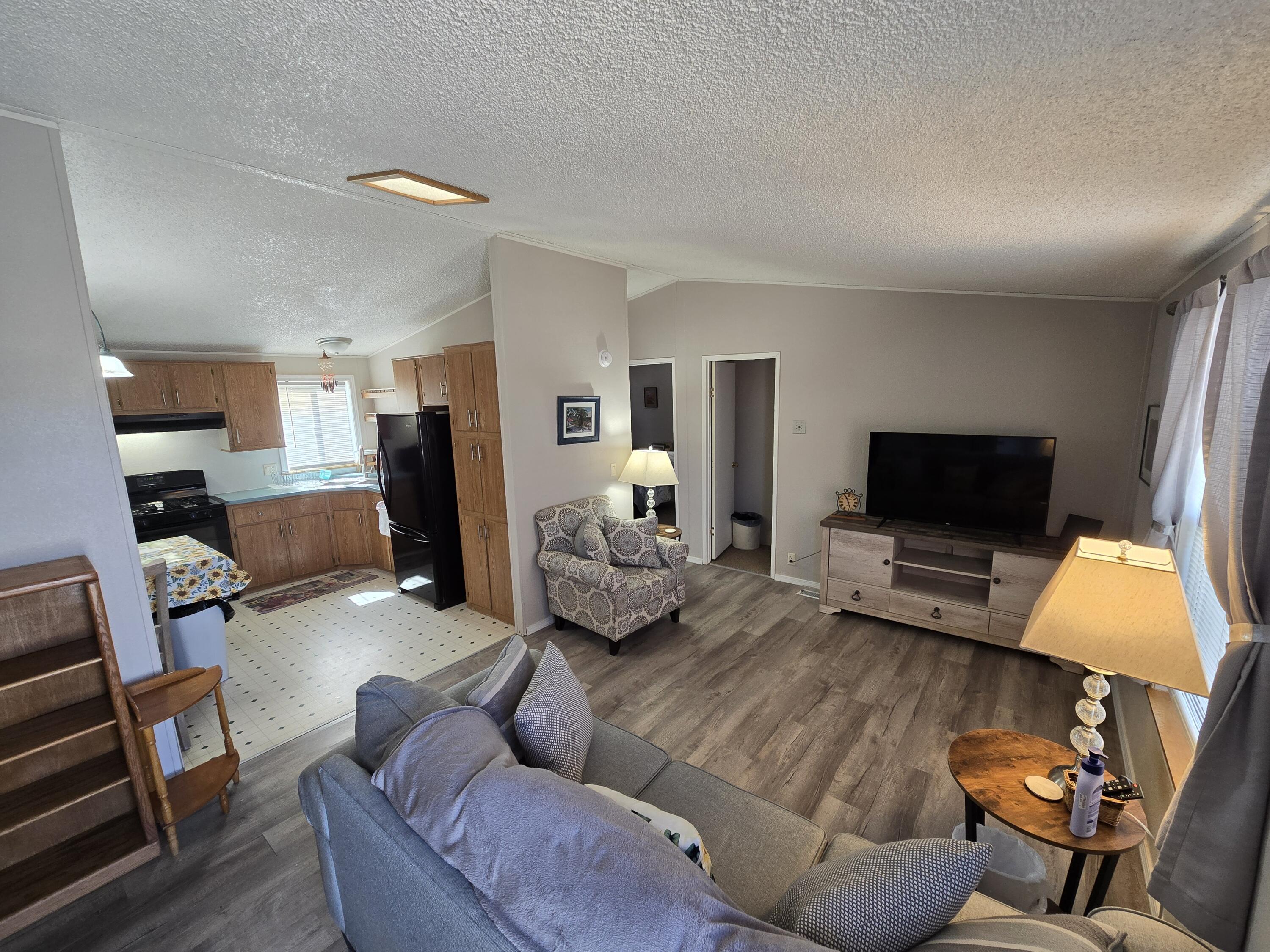 6 Cassandra Court, Moriarty, New Mexico image 3
