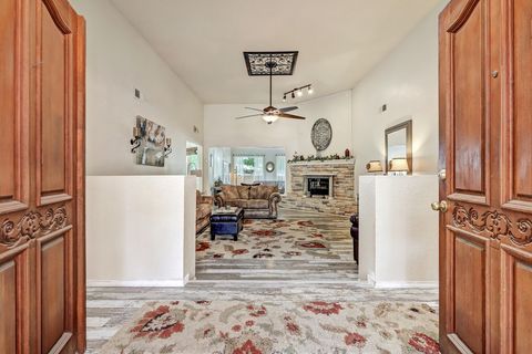 Photo of 355 ESPERANZA Drive, Bosque Farms, NM 87068 (MLS # 1085011)