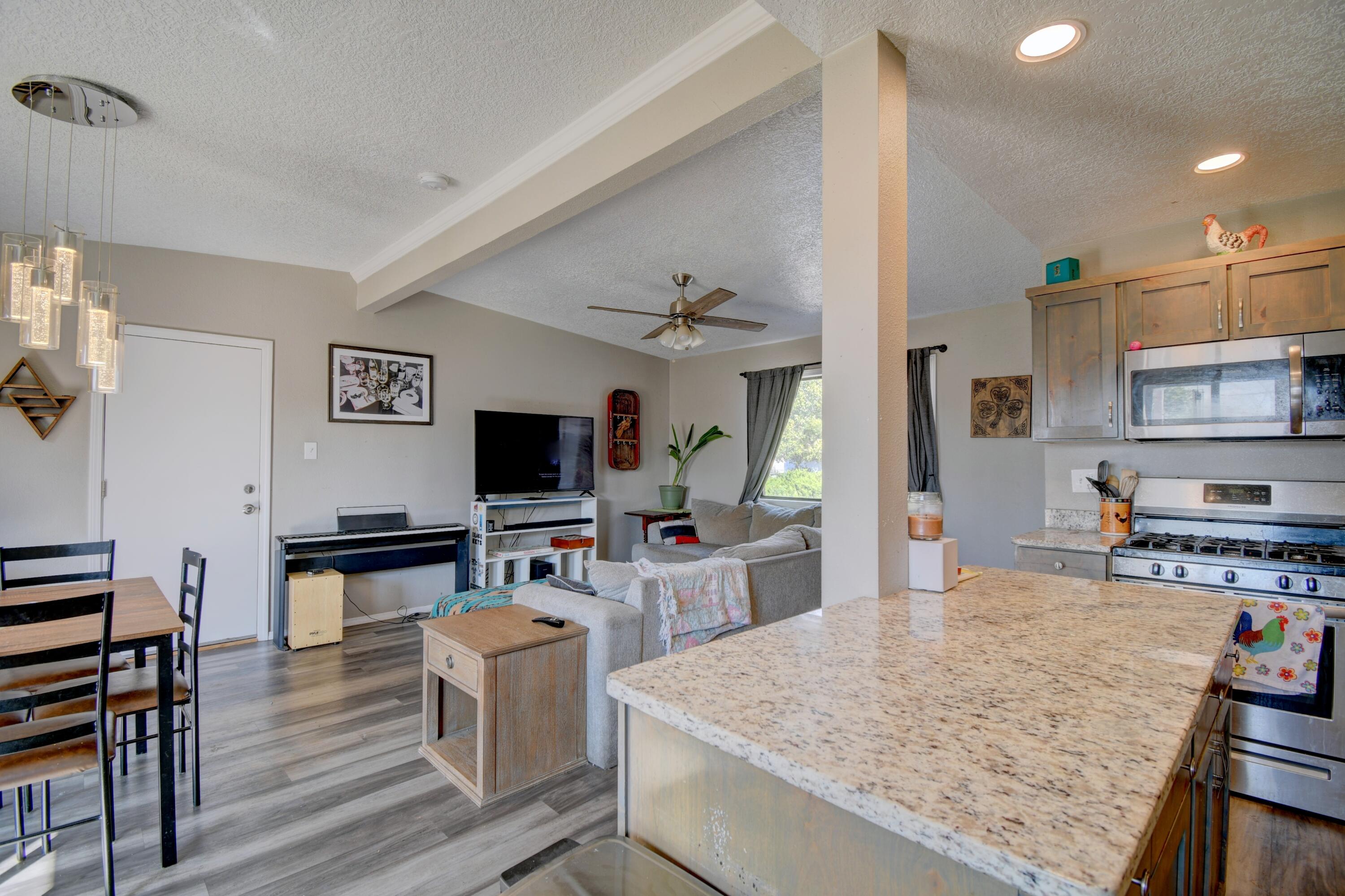12520 Conejo Road NE