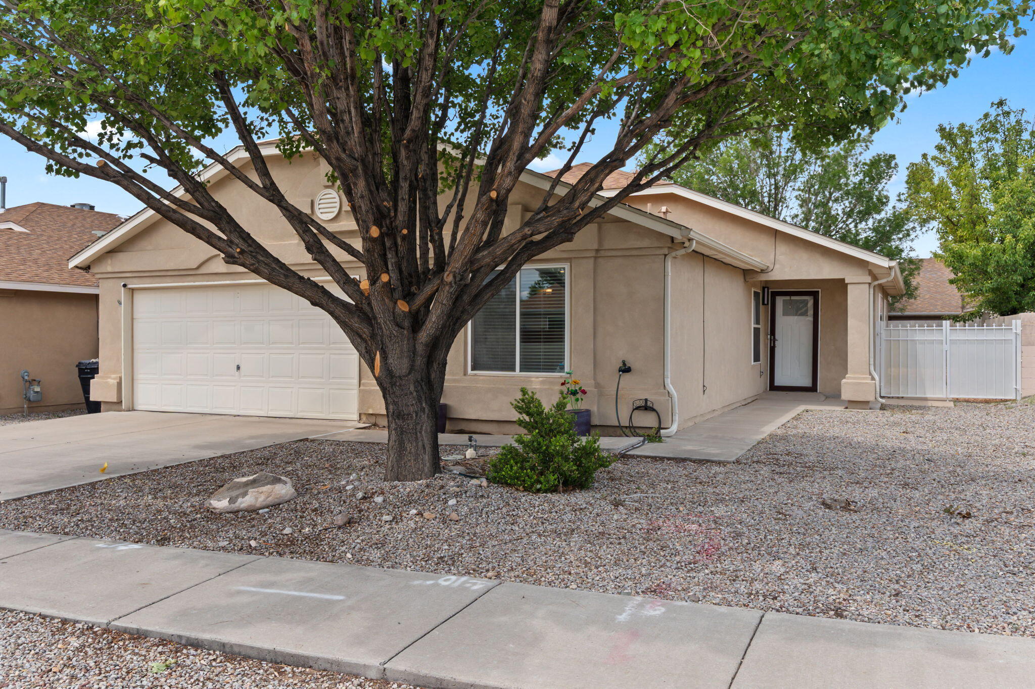 11227 Coconio Road, Albuquerque, New Mexico image 2