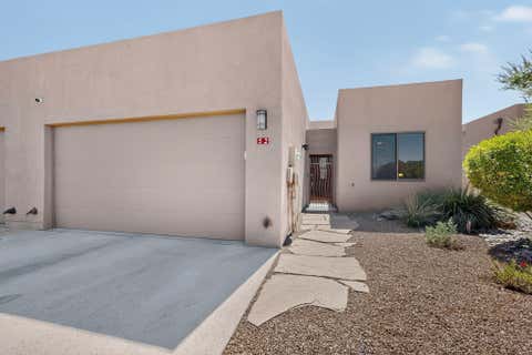 Townhouse For Sale - 52 Wind Road<br/> Albuquerque, NM 87120