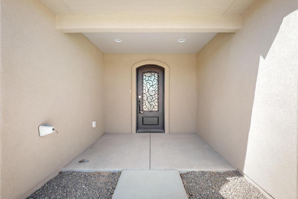 609 Essex Road, Rio Rancho, New Mexico image 5
