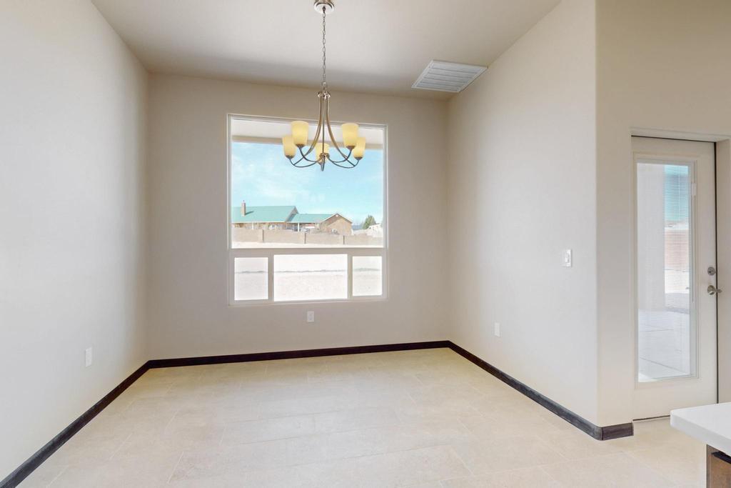 609 Essex Road, Rio Rancho, New Mexico image 19