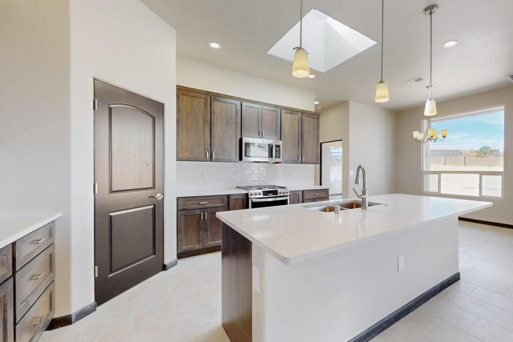 609 Essex Road, Rio Rancho, New Mexico image 13
