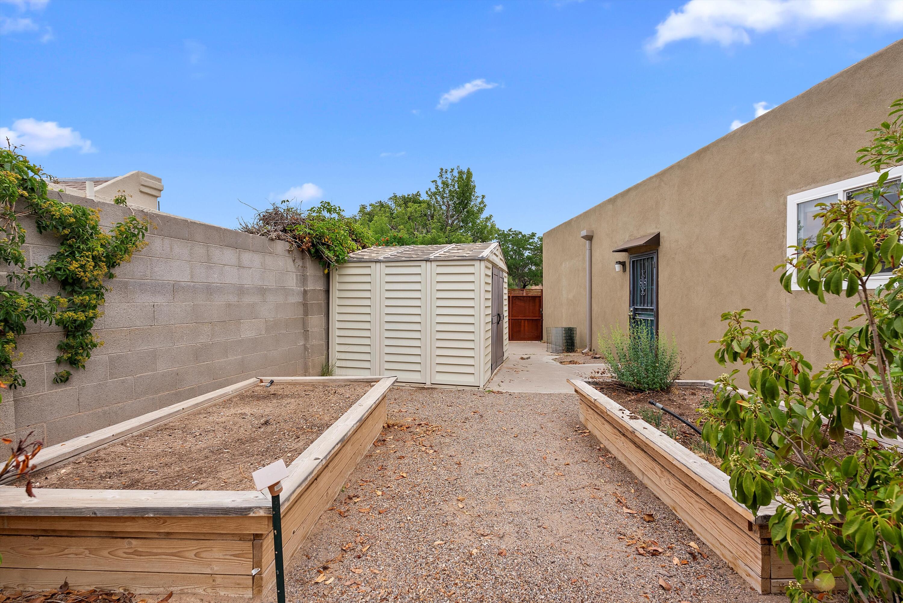 8320 Cherry Hills Drive, Albuquerque, New Mexico image 43
