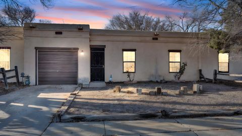 Photo of 318 Green Acres Lane, Belen, NM 87002 (MLS # 1096933)