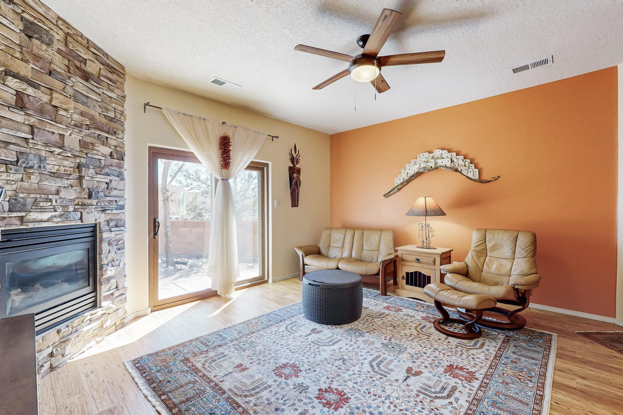2404 Pelizzano Drive, Rio Rancho, New Mexico image 2
