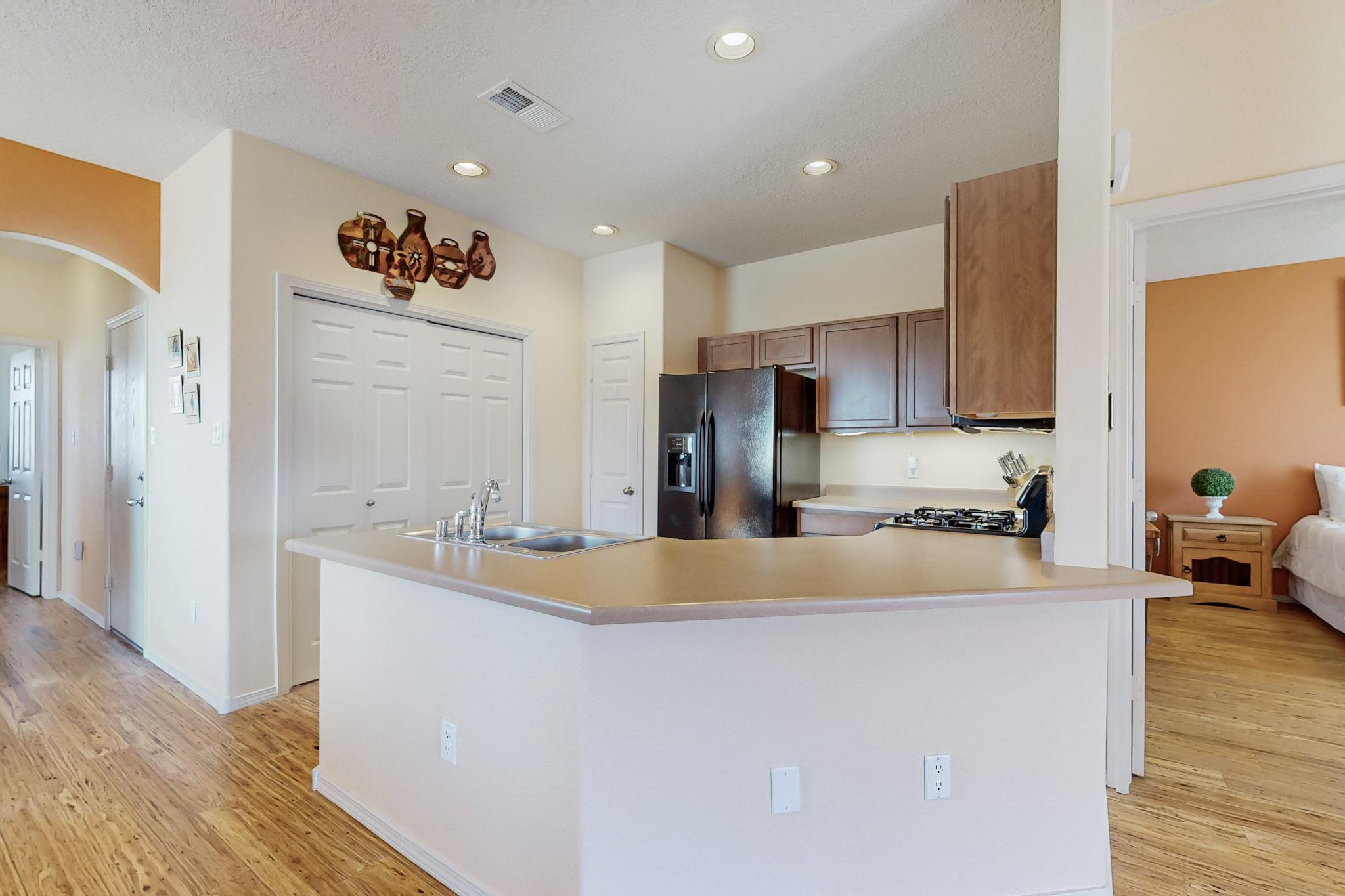 2404 Pelizzano Drive, Rio Rancho, New Mexico image 15