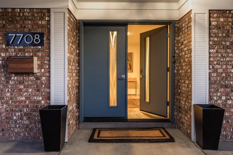 7708 Summer Avenue NE Albuquerque NM 87110