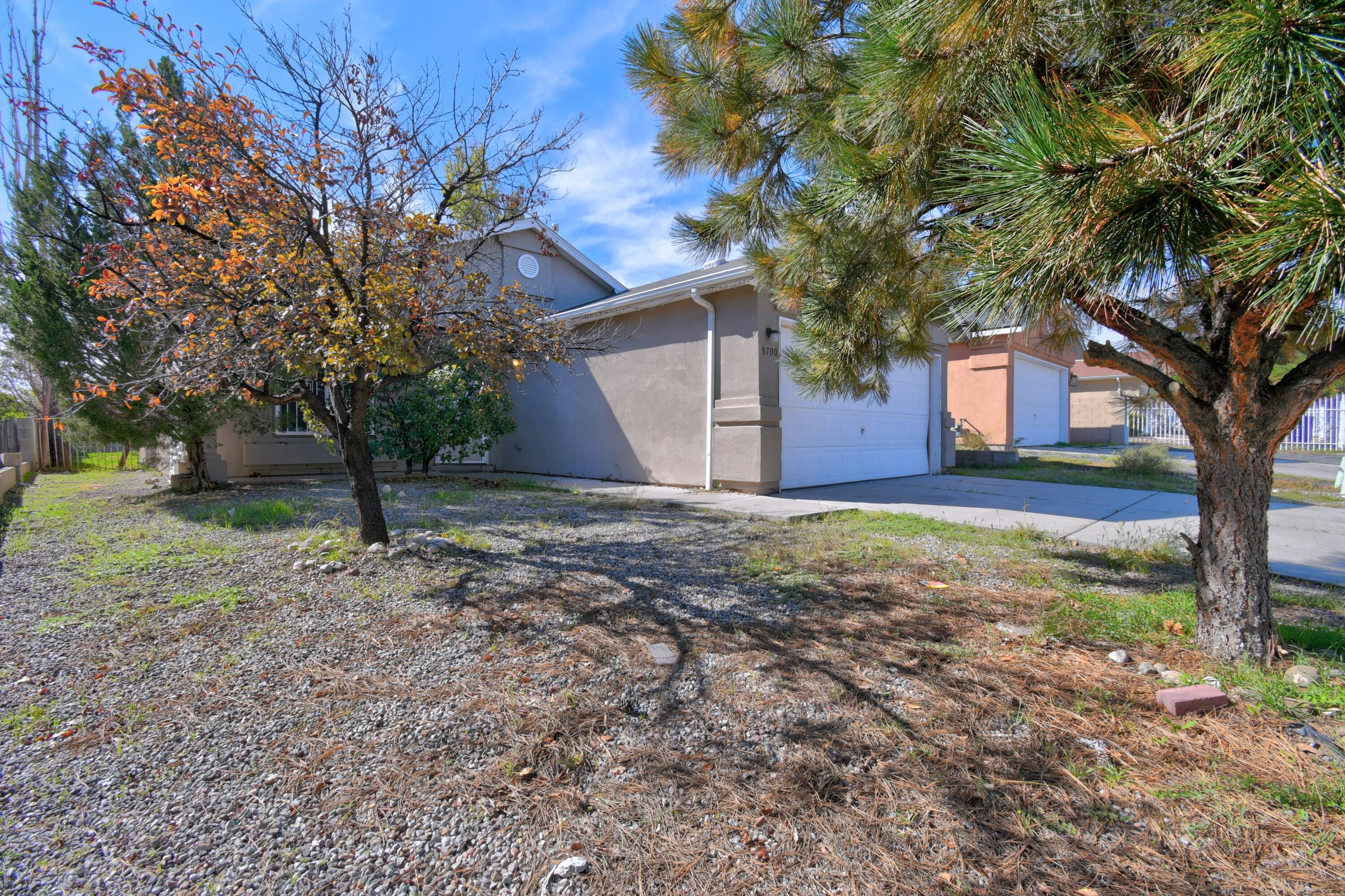 8700 Spotted Pony Avenue SW
