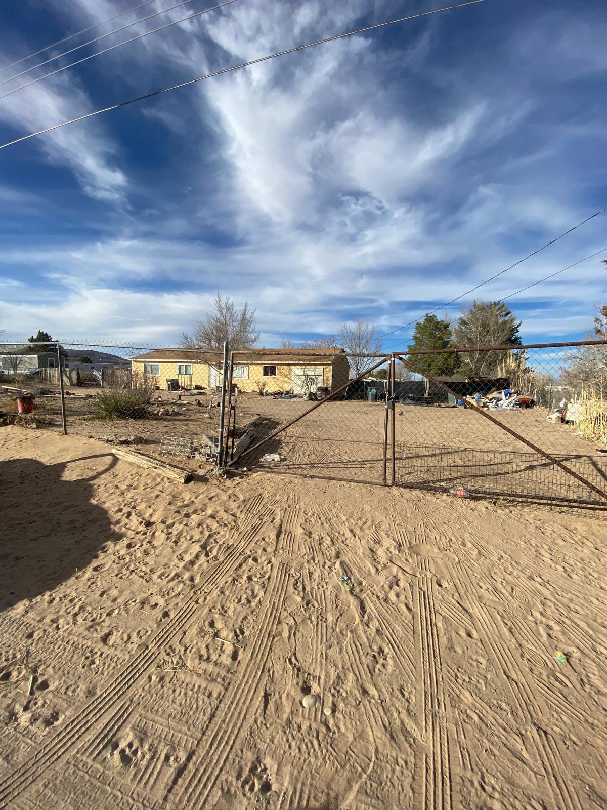 1436 Mario Drive, Los Lunas, New Mexico image 2