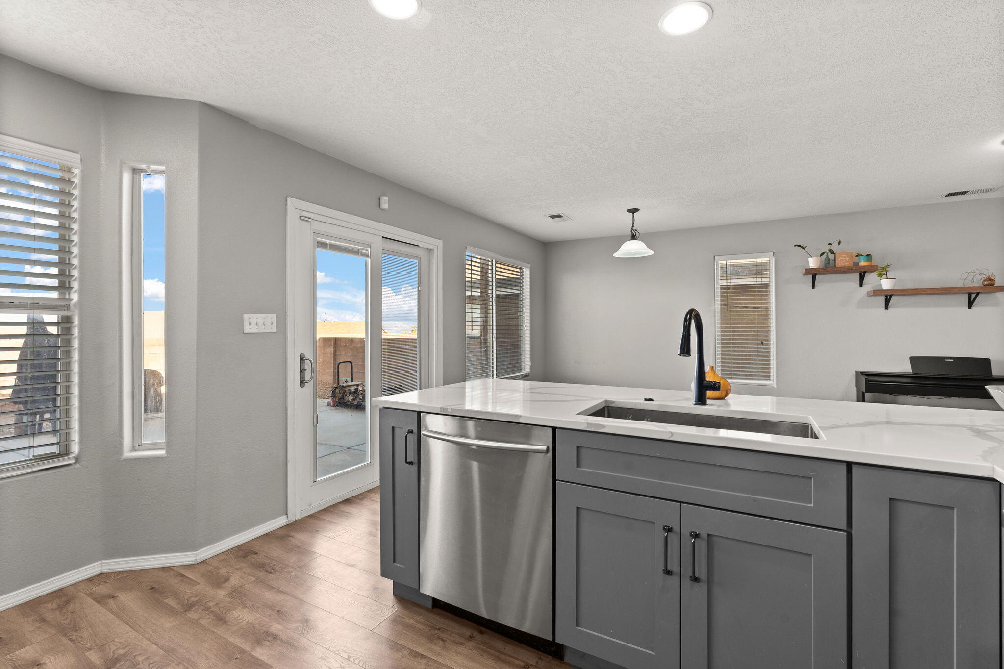 1741 Gallinas Road, Rio Rancho, New Mexico image 18