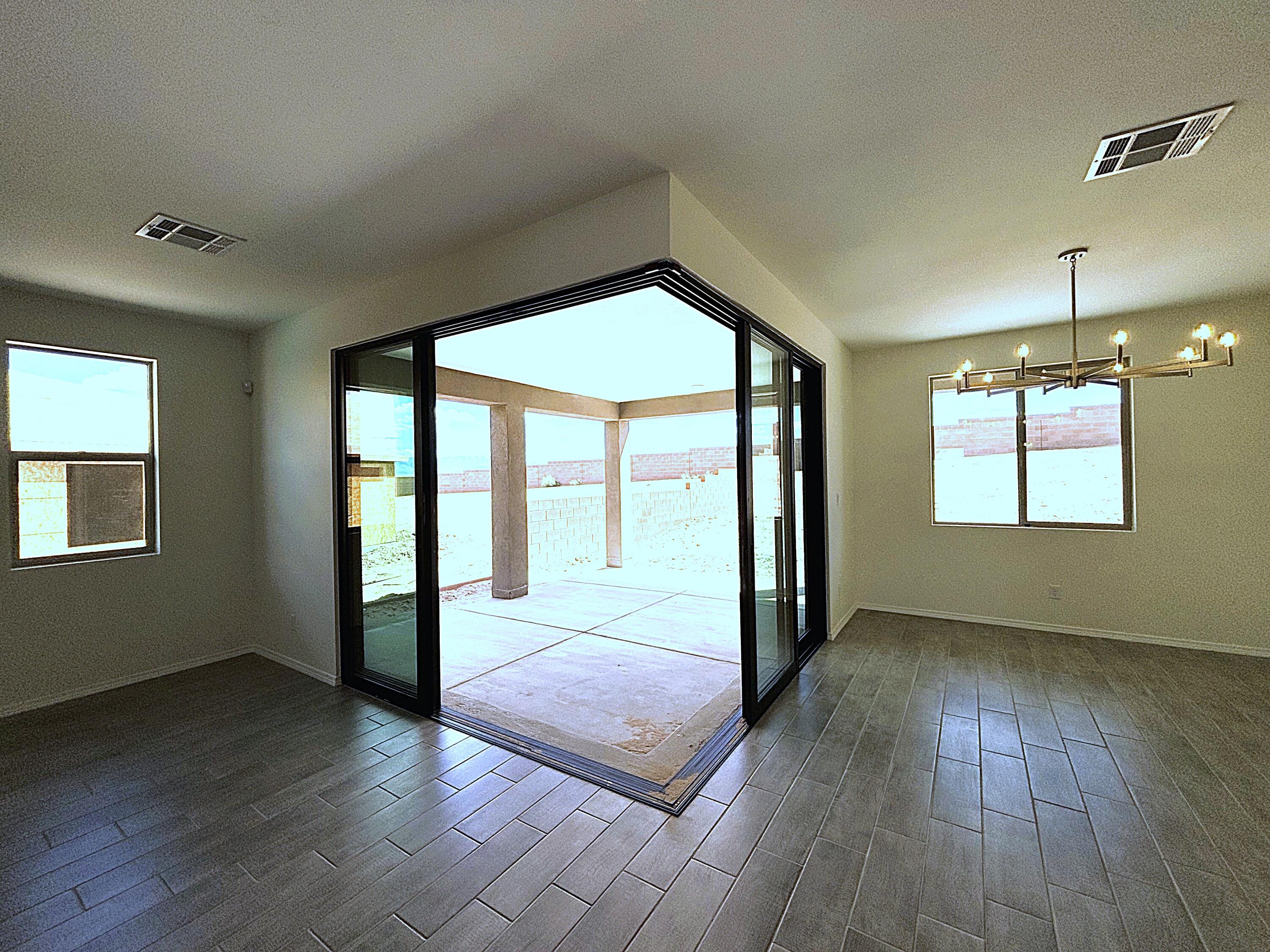 2132 Viviane Loop NE
