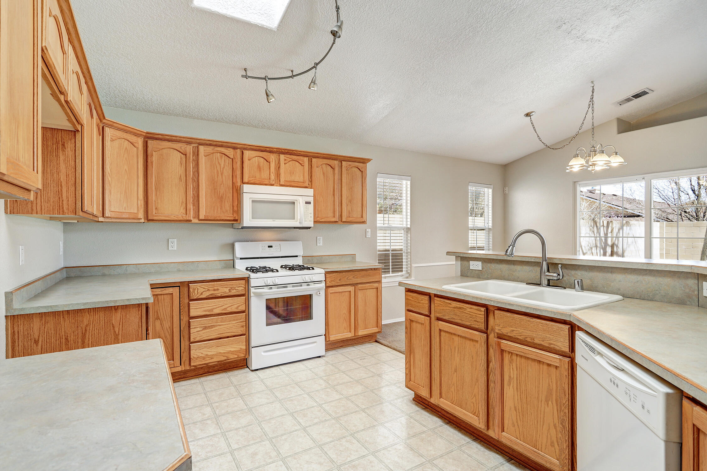 10300 Country Manor Place, Albuquerque, New Mexico image 15