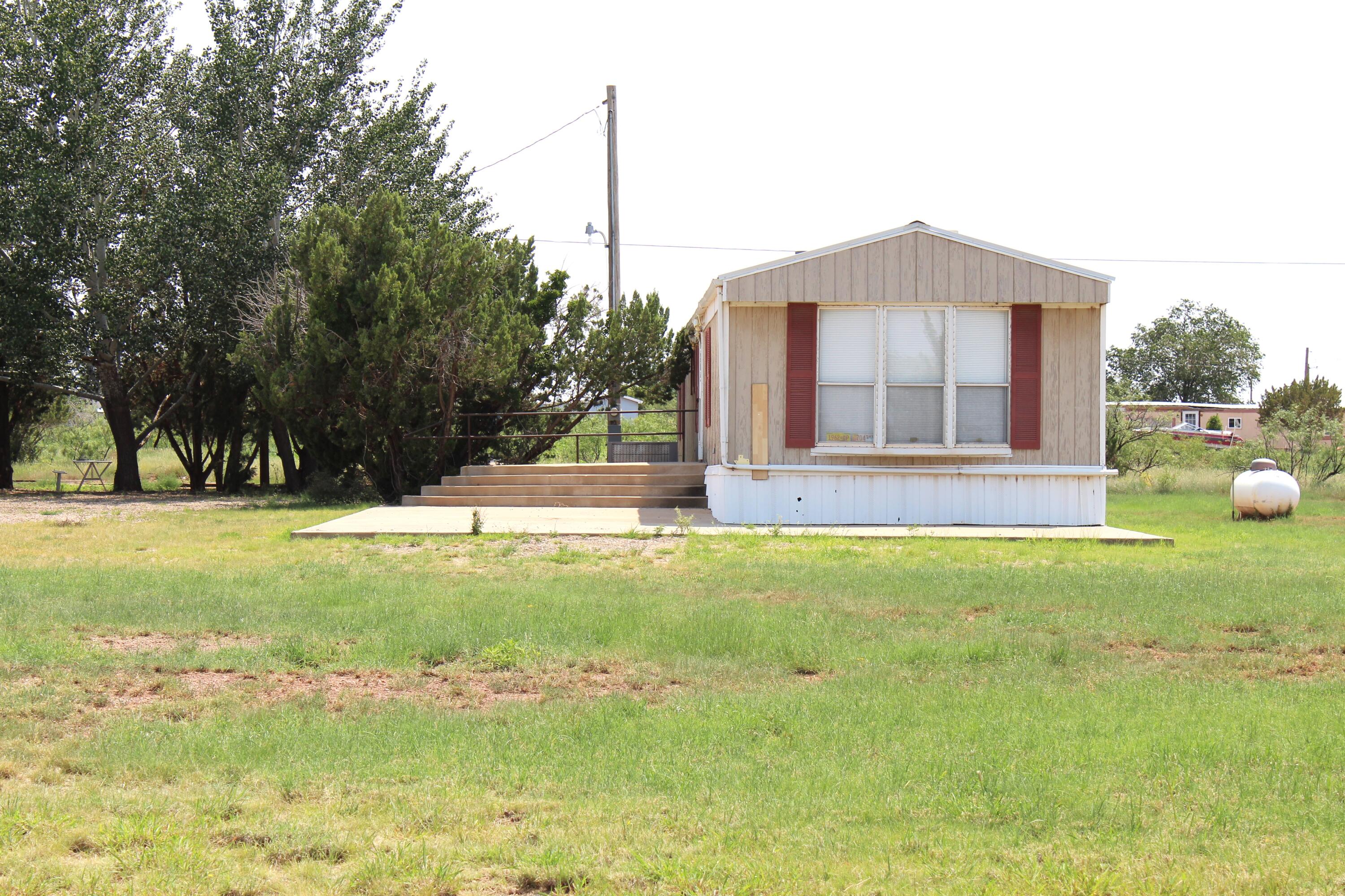 221 Yucca Drive, Conchas Dam, New Mexico image 1