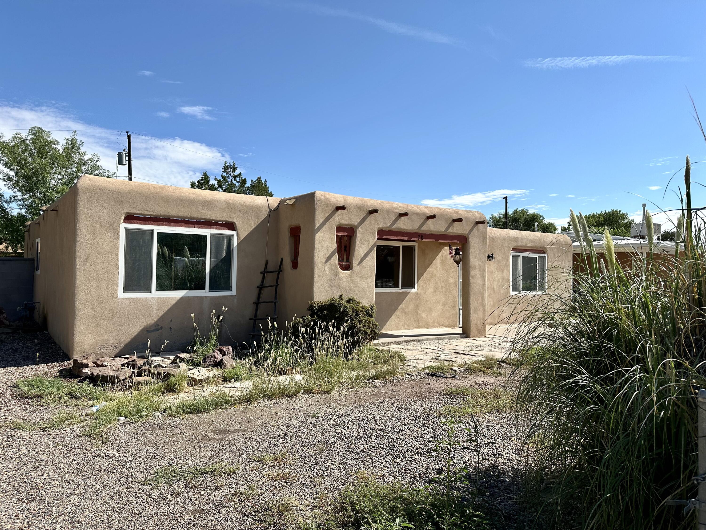 304 Coronado Street, Los Lunas, New Mexico image 3