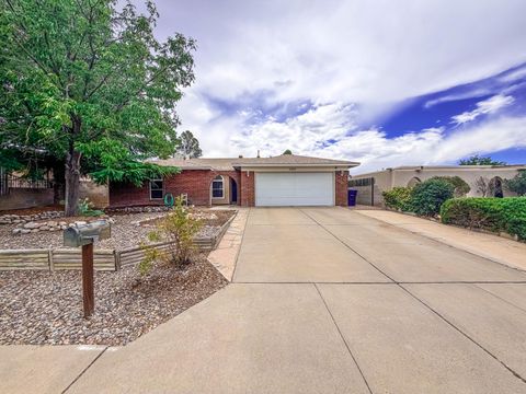 Photo of 6328 Esther Avenue NE, Albuquerque, NM 87109 (MLS # 1106251)
