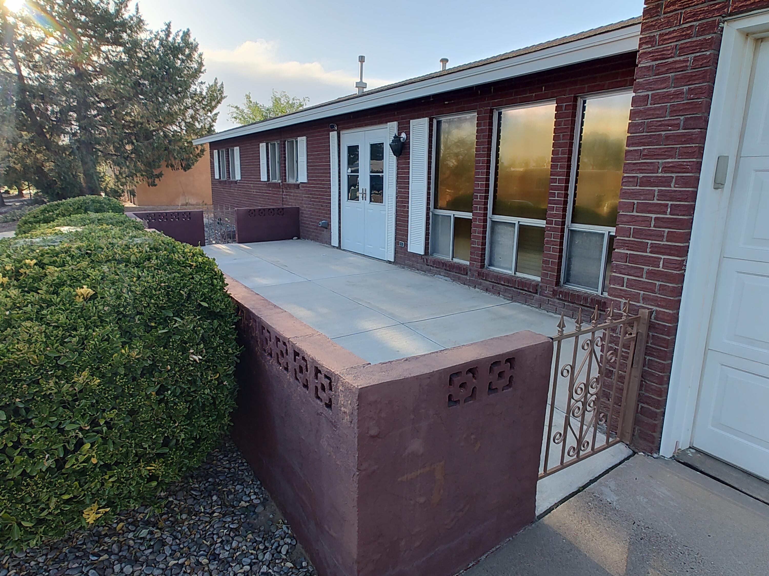4111 El Cajon Court, Rio Rancho, New Mexico image 11