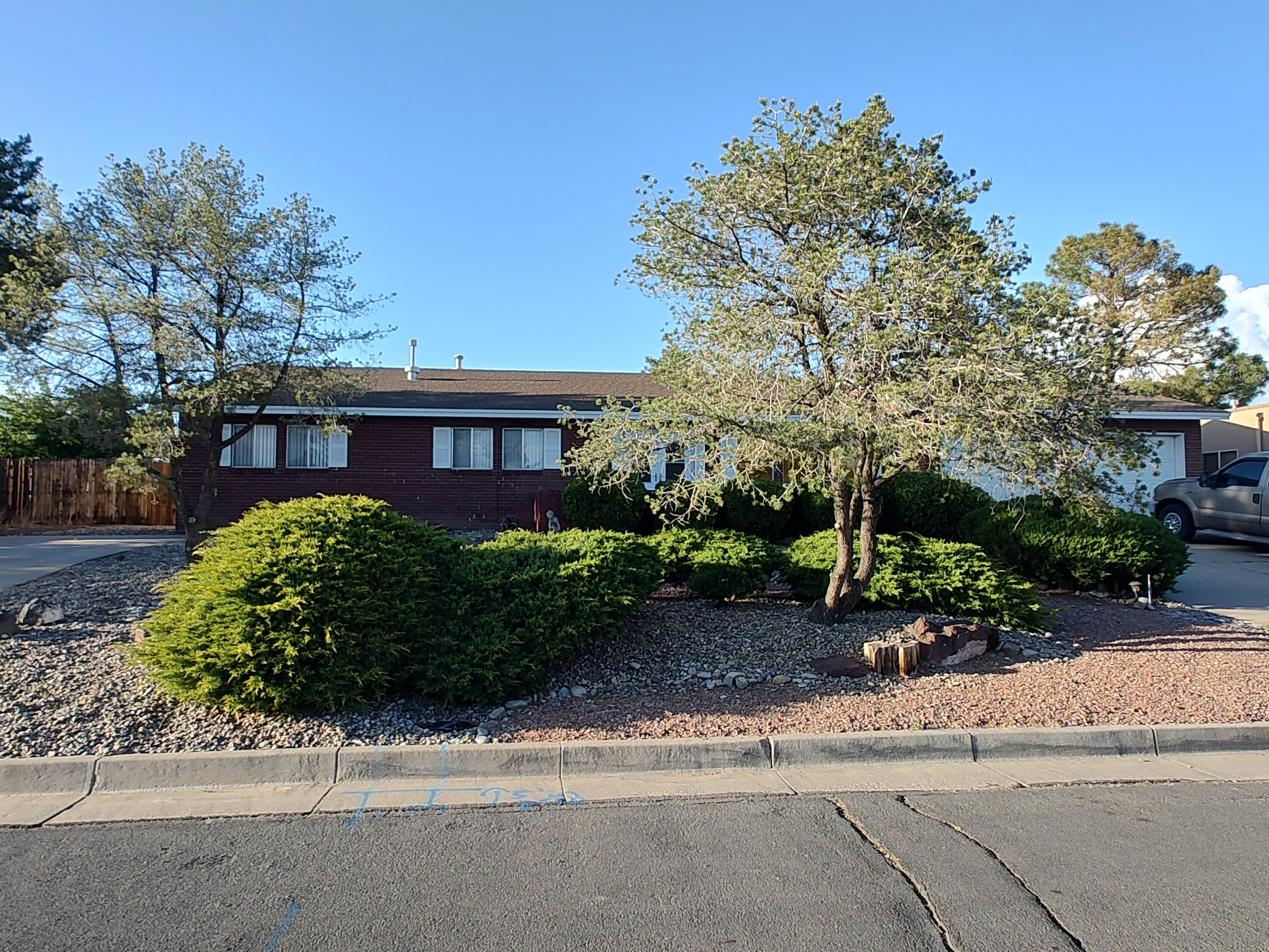 4111 El Cajon Court, Rio Rancho, New Mexico image 3