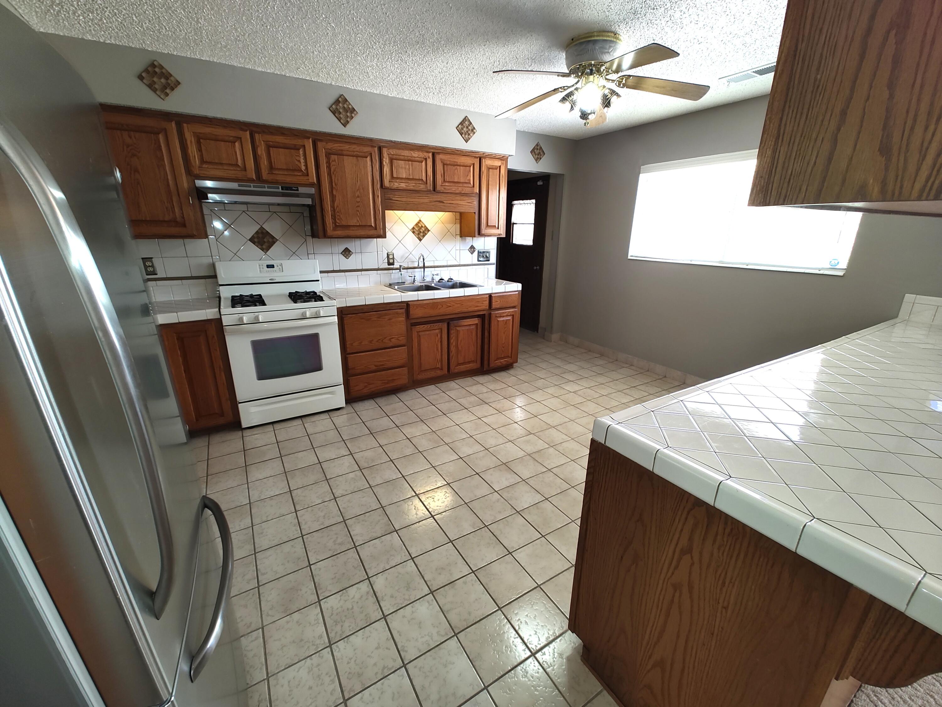 4111 El Cajon Court, Rio Rancho, New Mexico image 14
