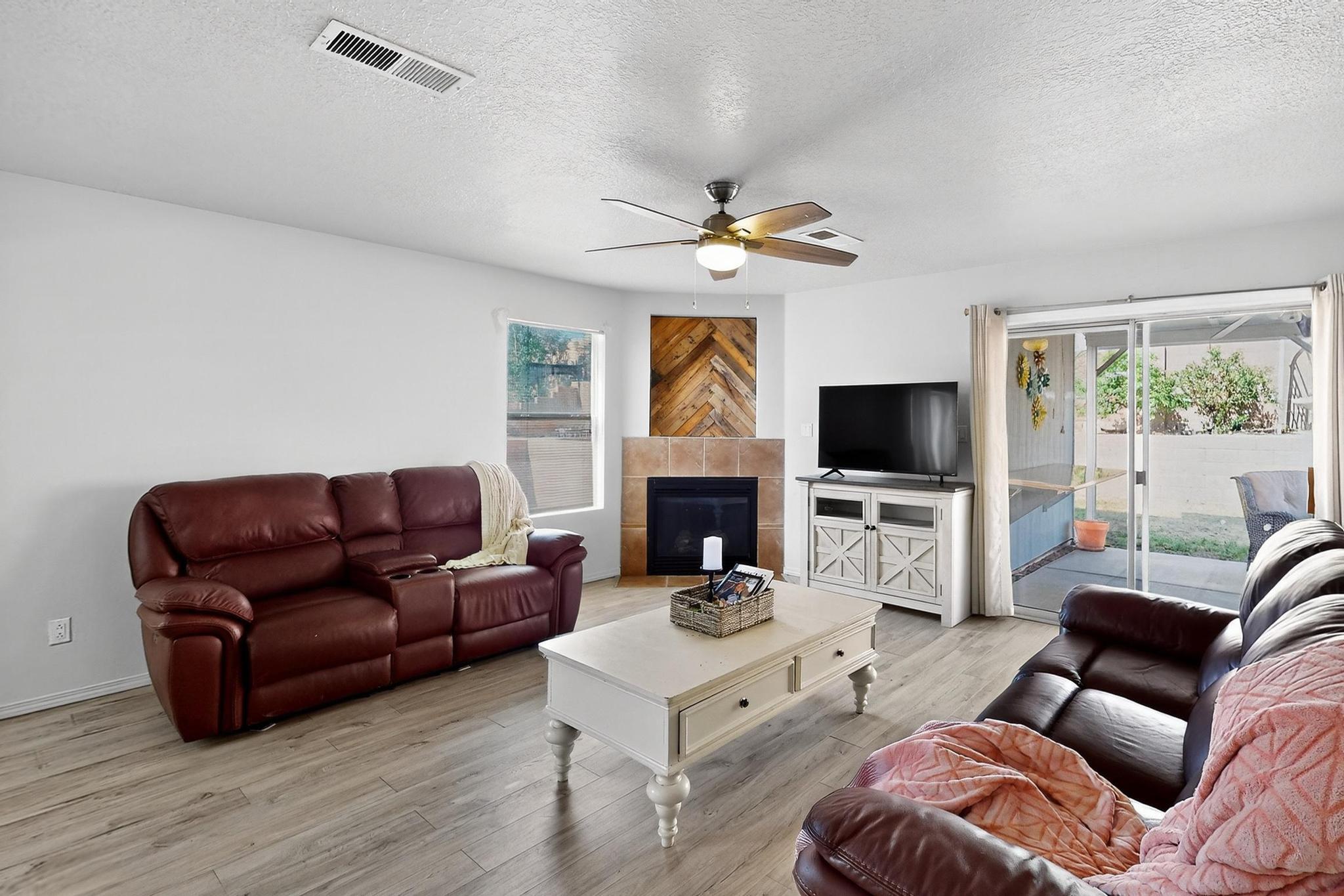 647 Painted Sky Place, Albuquerque, New Mexico image 11