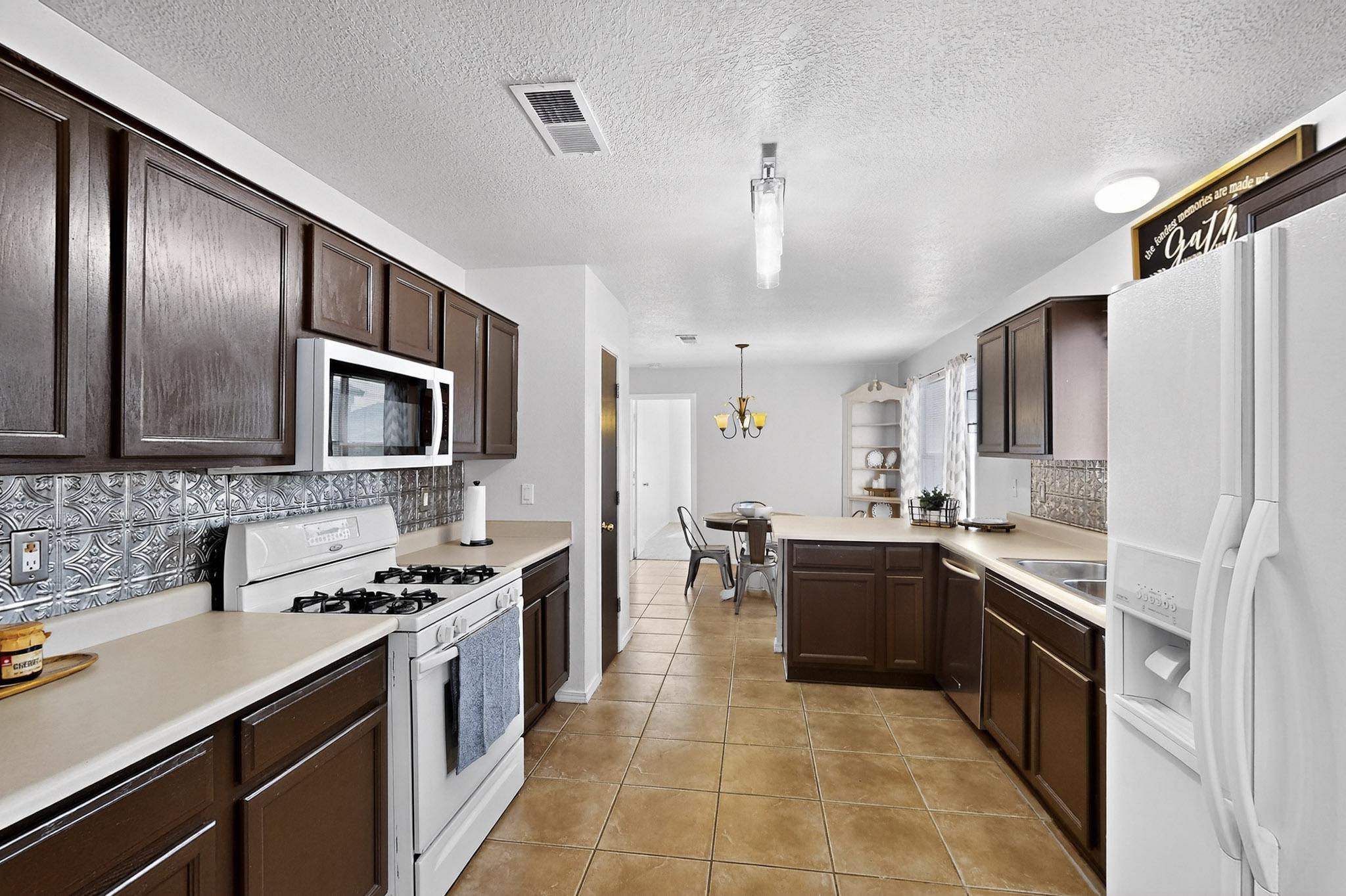 647 Painted Sky Place, Albuquerque, New Mexico image 7