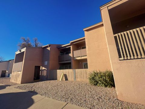 Photo of 4601 Carlisle Boulevard NE #APT D11, Albuquerque, NM 87109 (MLS # 1101560)