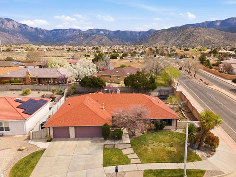 Photo of 5700 Royal Oak Drive NE, Albuquerque, NM 87111 (MLS # 1100015)