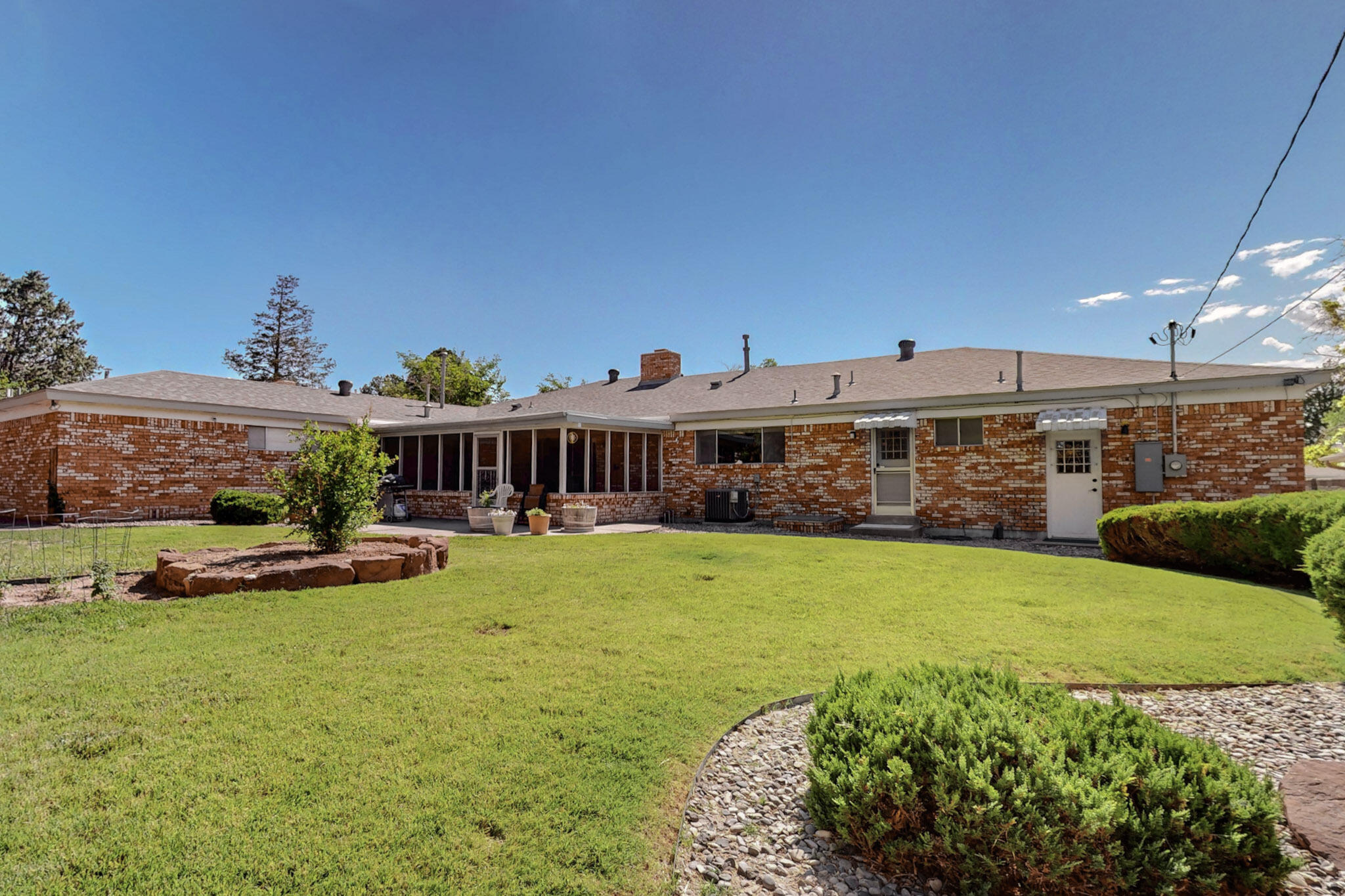 1414 California Street NE