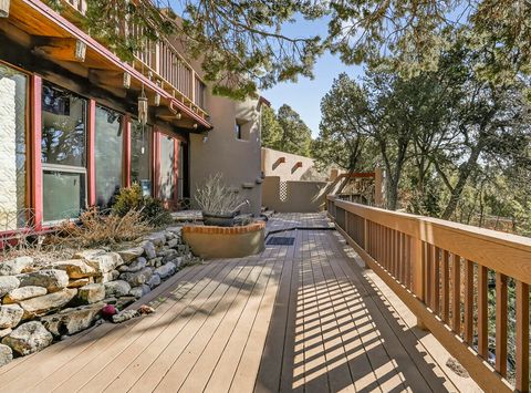 Photo of 52 Forest Park Road, Cedar Crest, NM 87008 (MLS # 1102830)