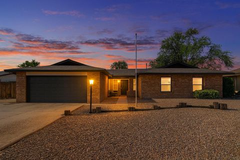 Photo of 2004 WESTERN HILLS Drive NE, Rio Rancho, NM 87124 (MLS # 1092253)