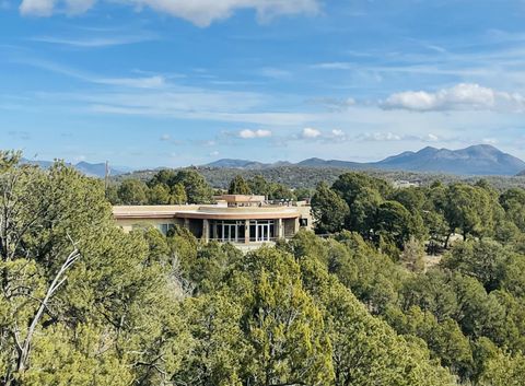 Homes For Sale - 49 Botts Ranch Road<br/> Cedar Crest, NM 87008