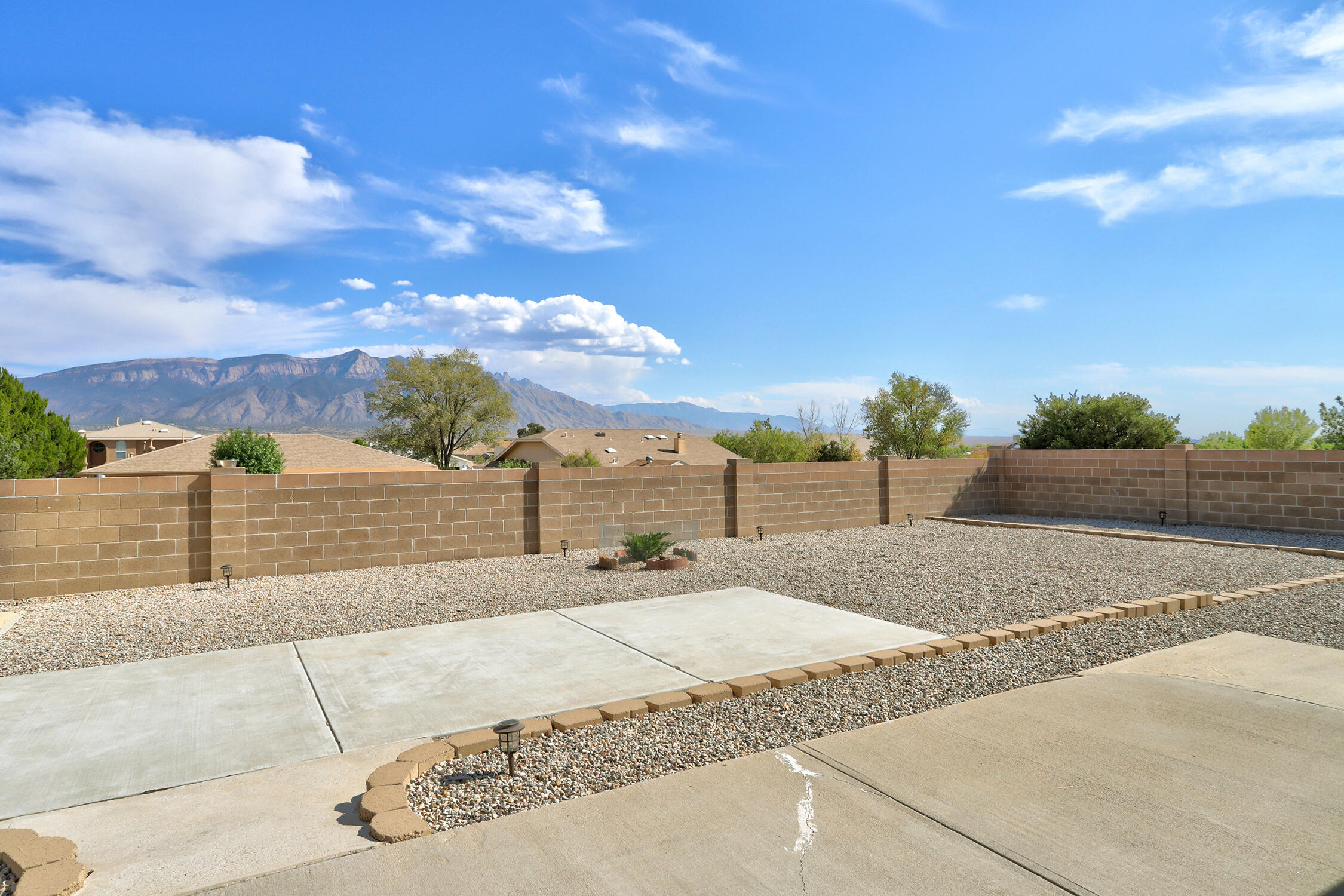 2551 Diamond Peak Drive, Rio Rancho, New Mexico image 25