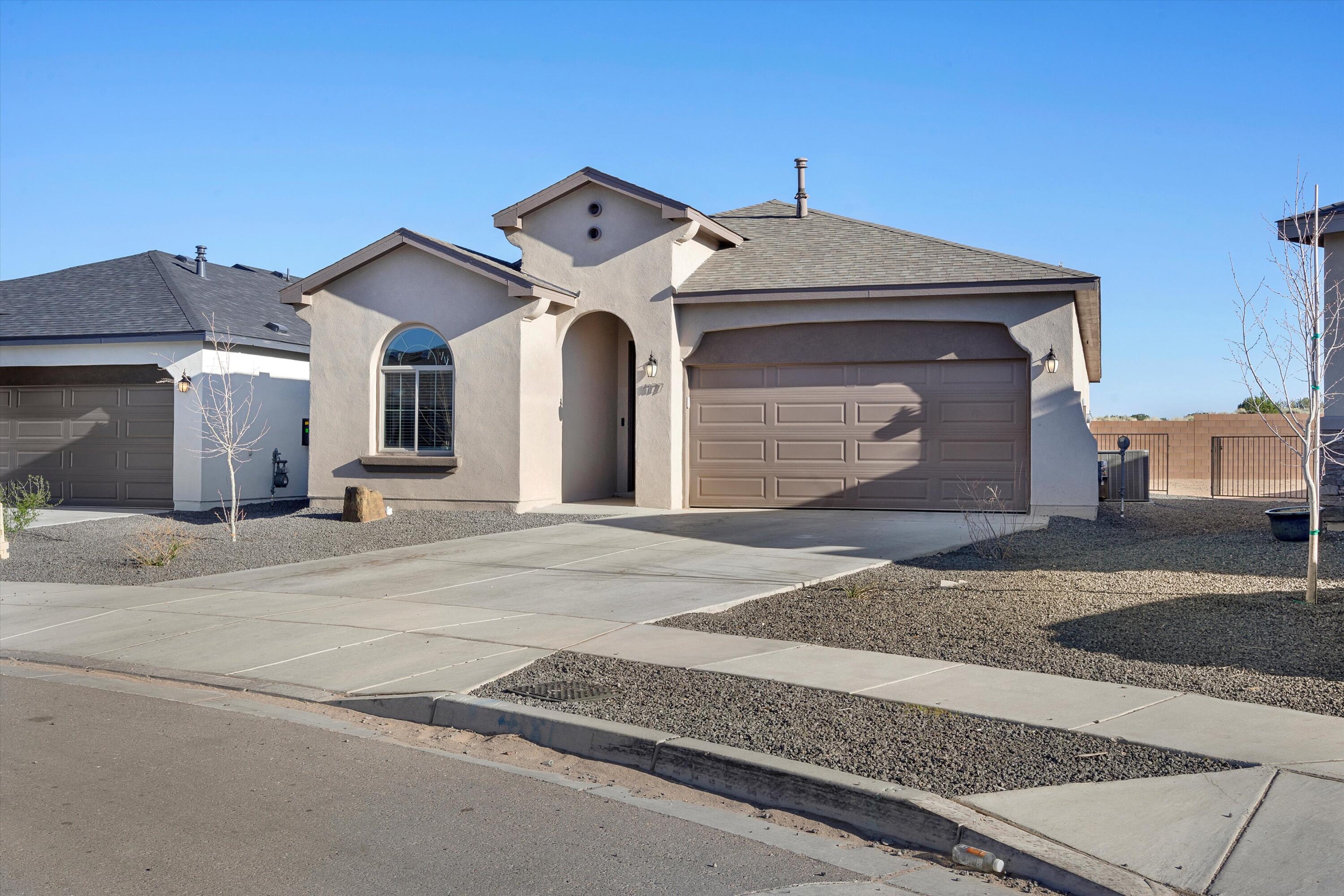 4177 Crowned Eagle Loop, Rio Rancho, New Mexico image 1