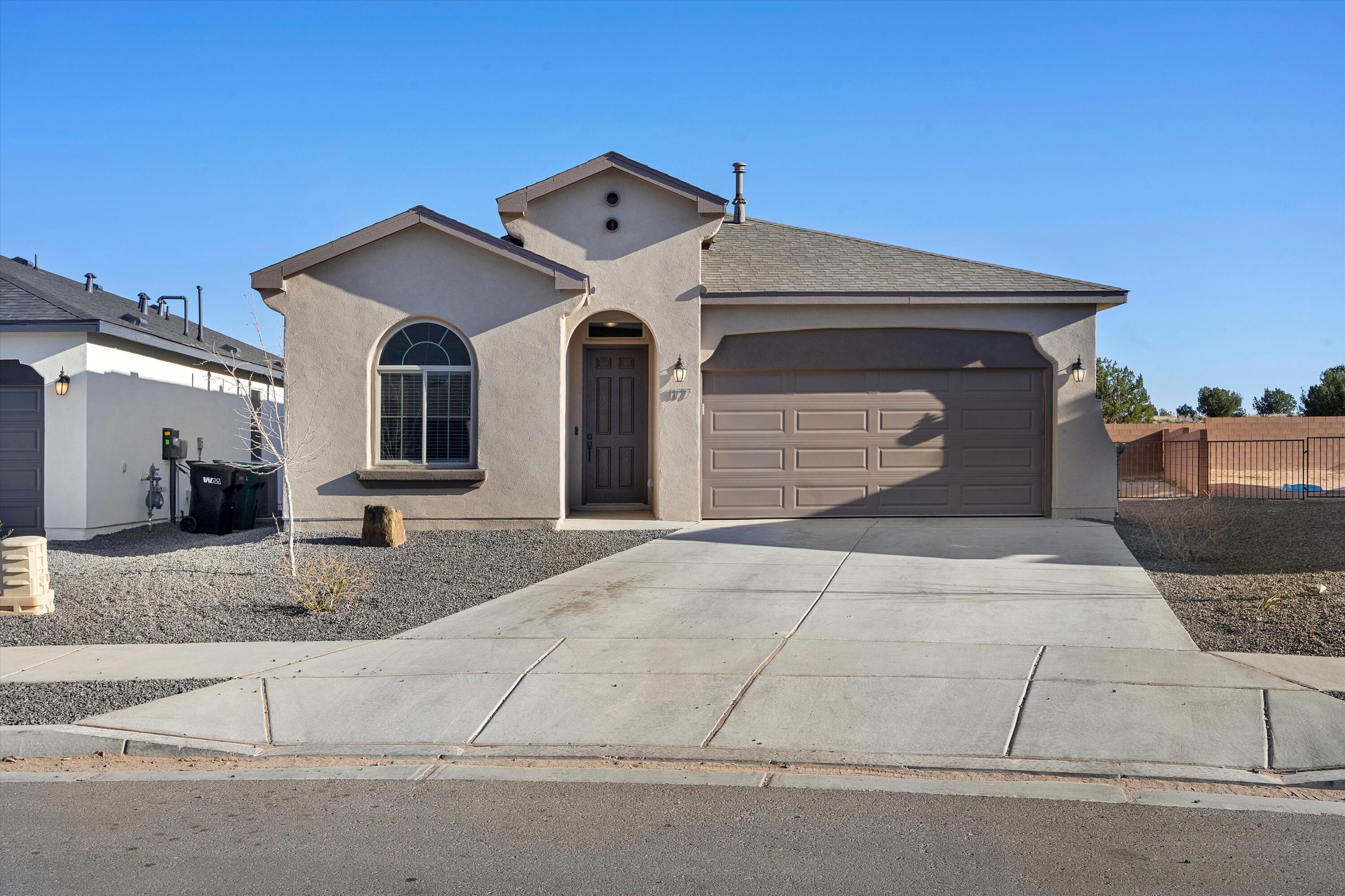 4177 Crowned Eagle Loop, Rio Rancho, New Mexico image 2