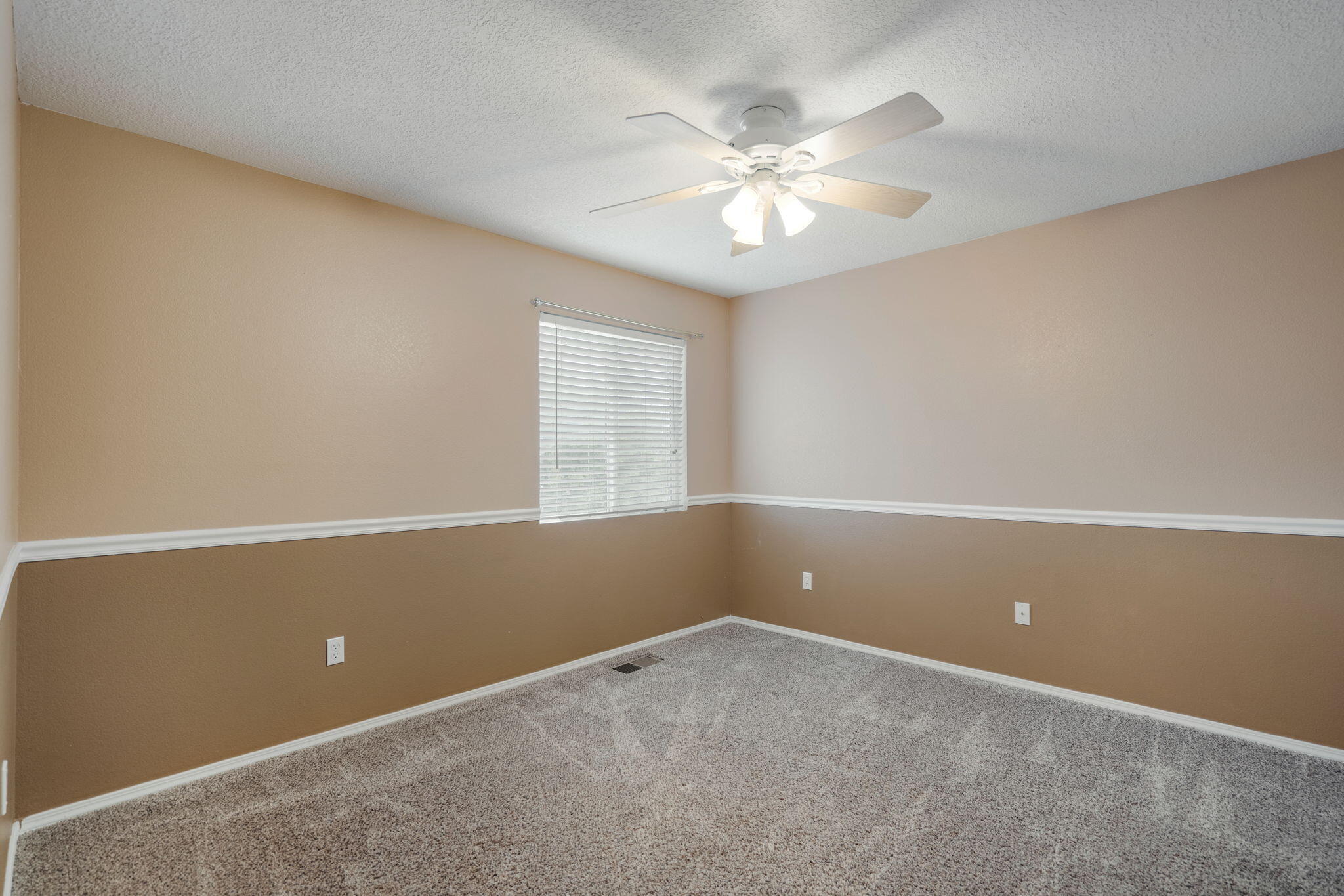 12008 Bedrock Court NW