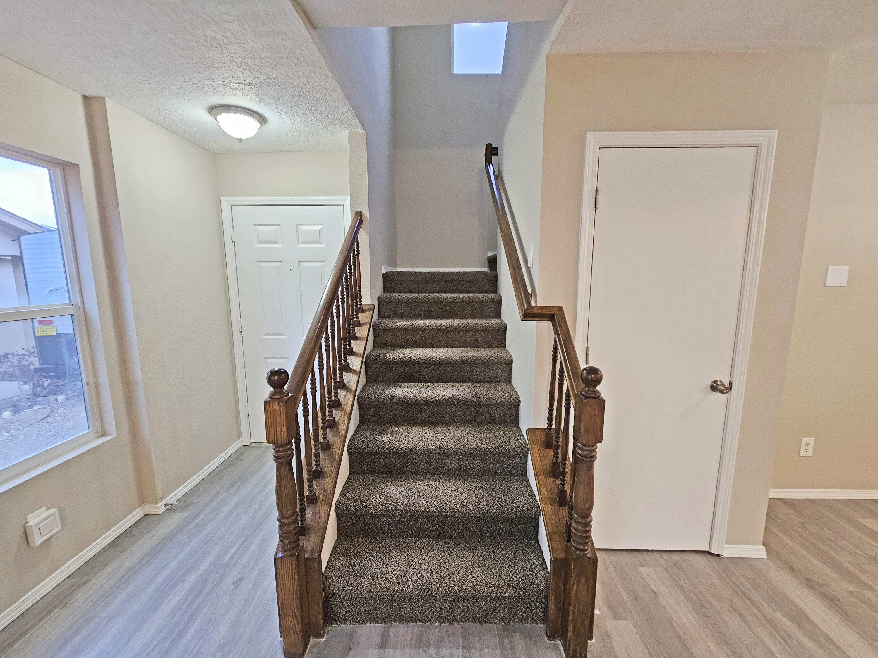 8205 Crimson Avenue, Albuquerque, New Mexico image 2