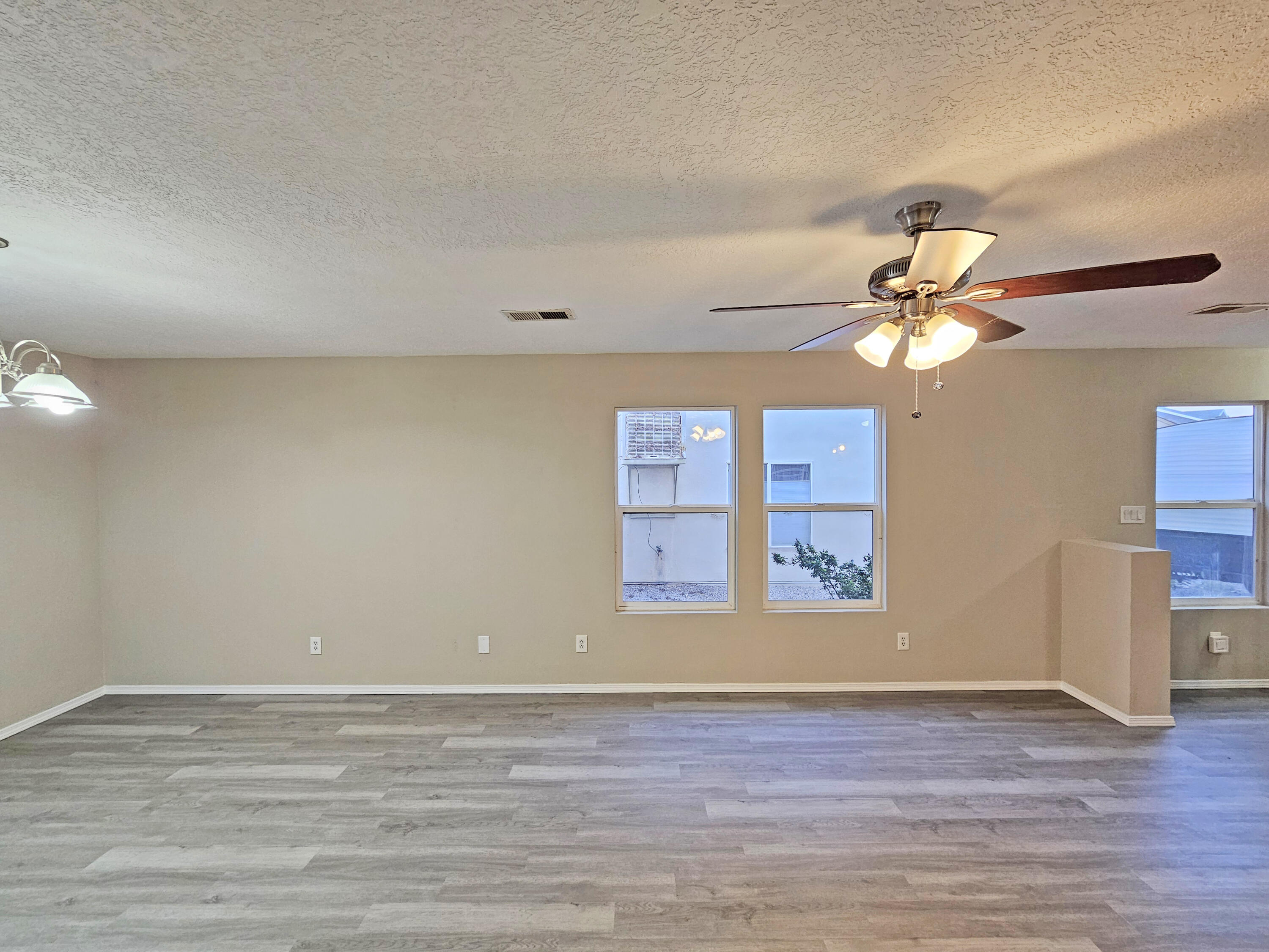 8205 Crimson Avenue, Albuquerque, New Mexico image 7