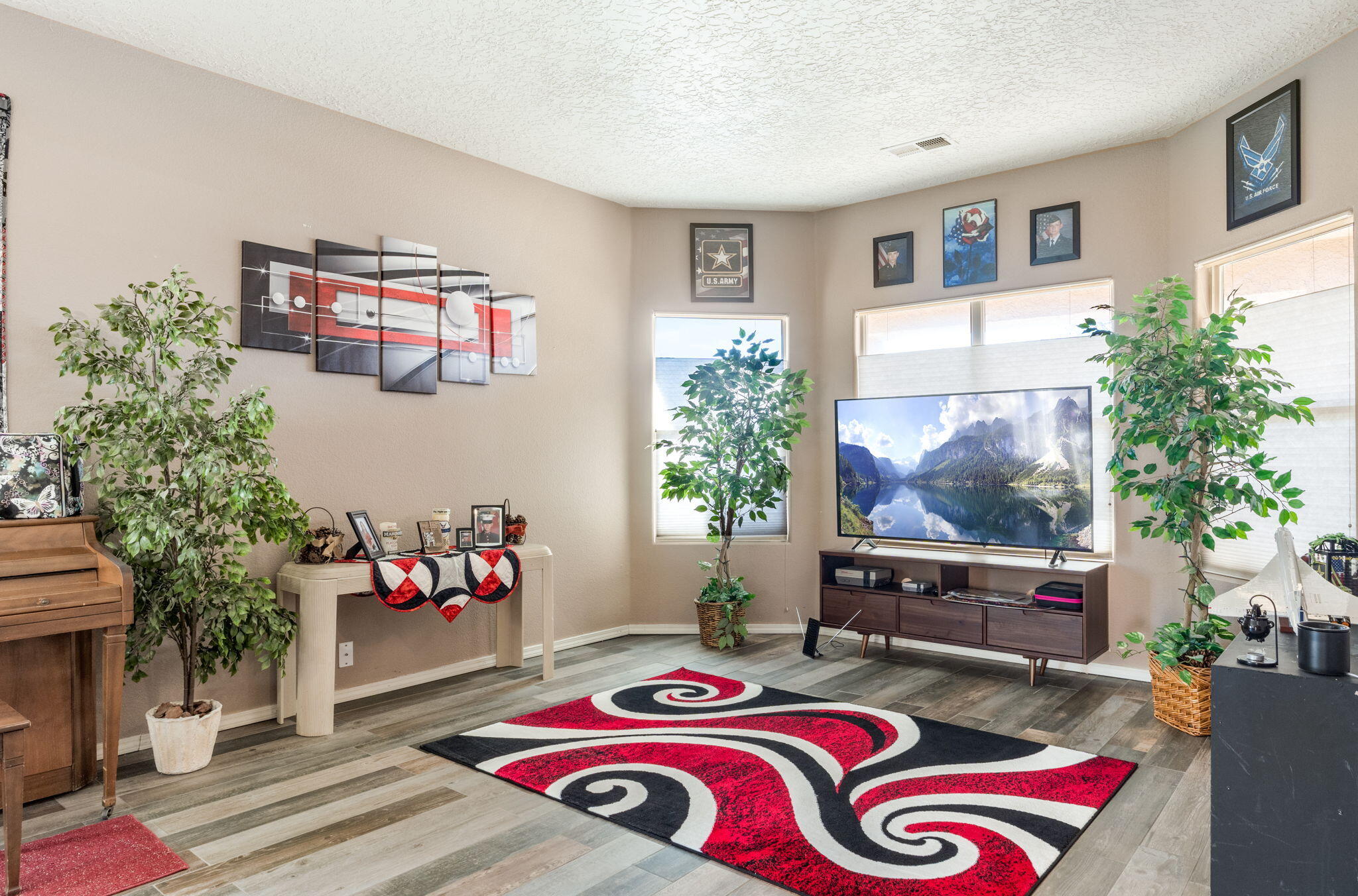 1229 Sidewinder Road NE