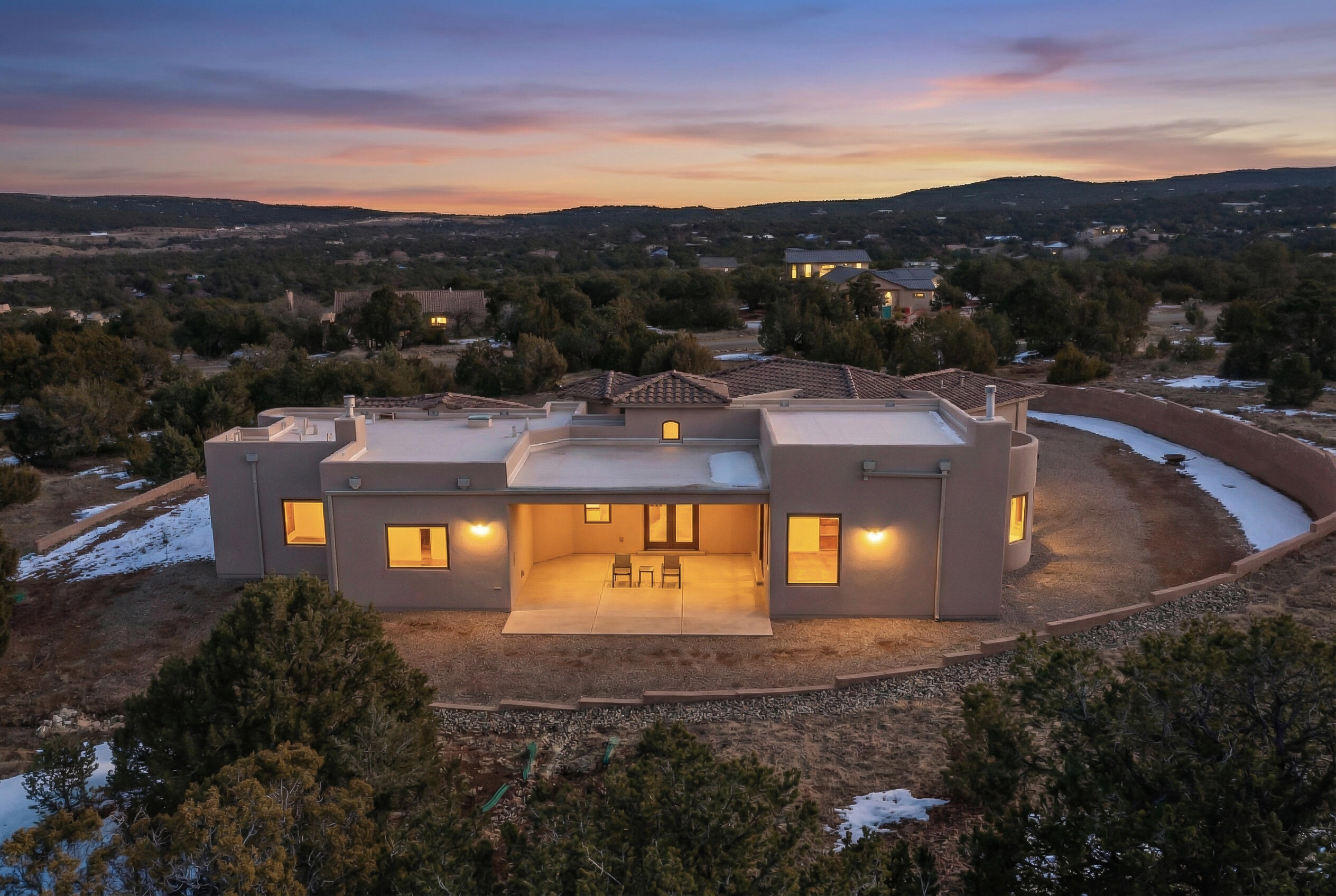 39 Nature Pointe Drive