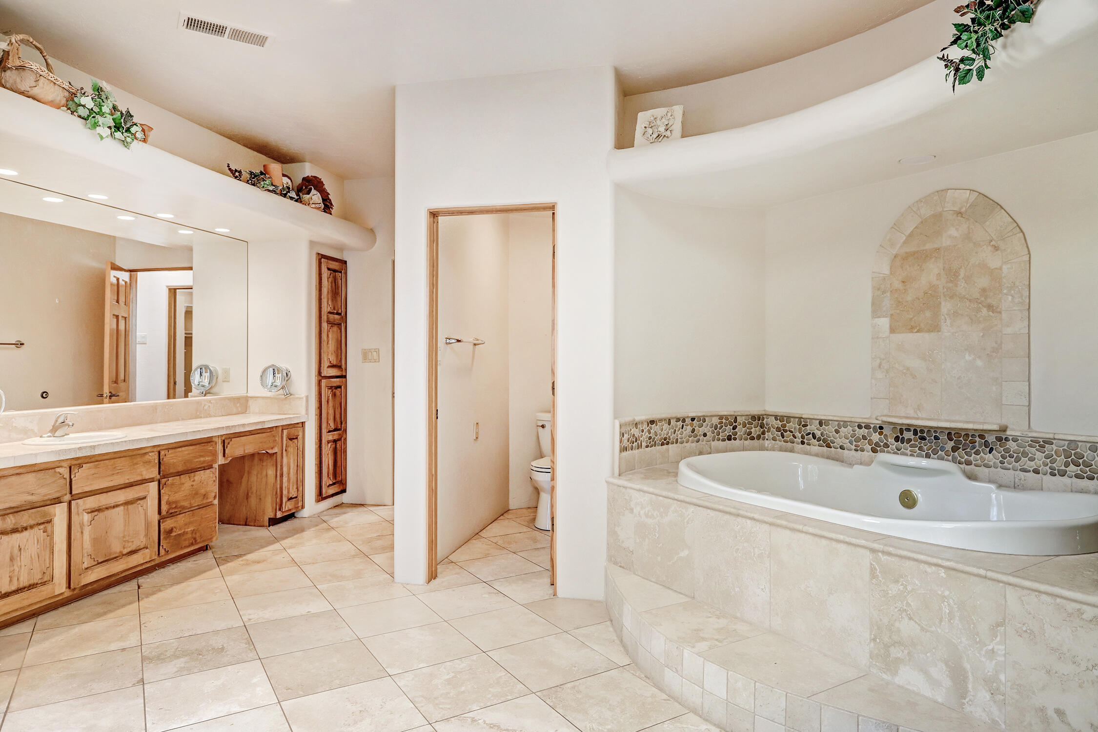 16 Avenida Del Sol, Cedar Crest, New Mexico image 43