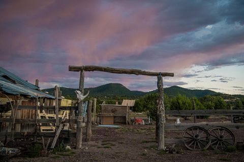 Photo of 39 High Plns Drive, Datil, NM 87821 (MLS # 1099270)