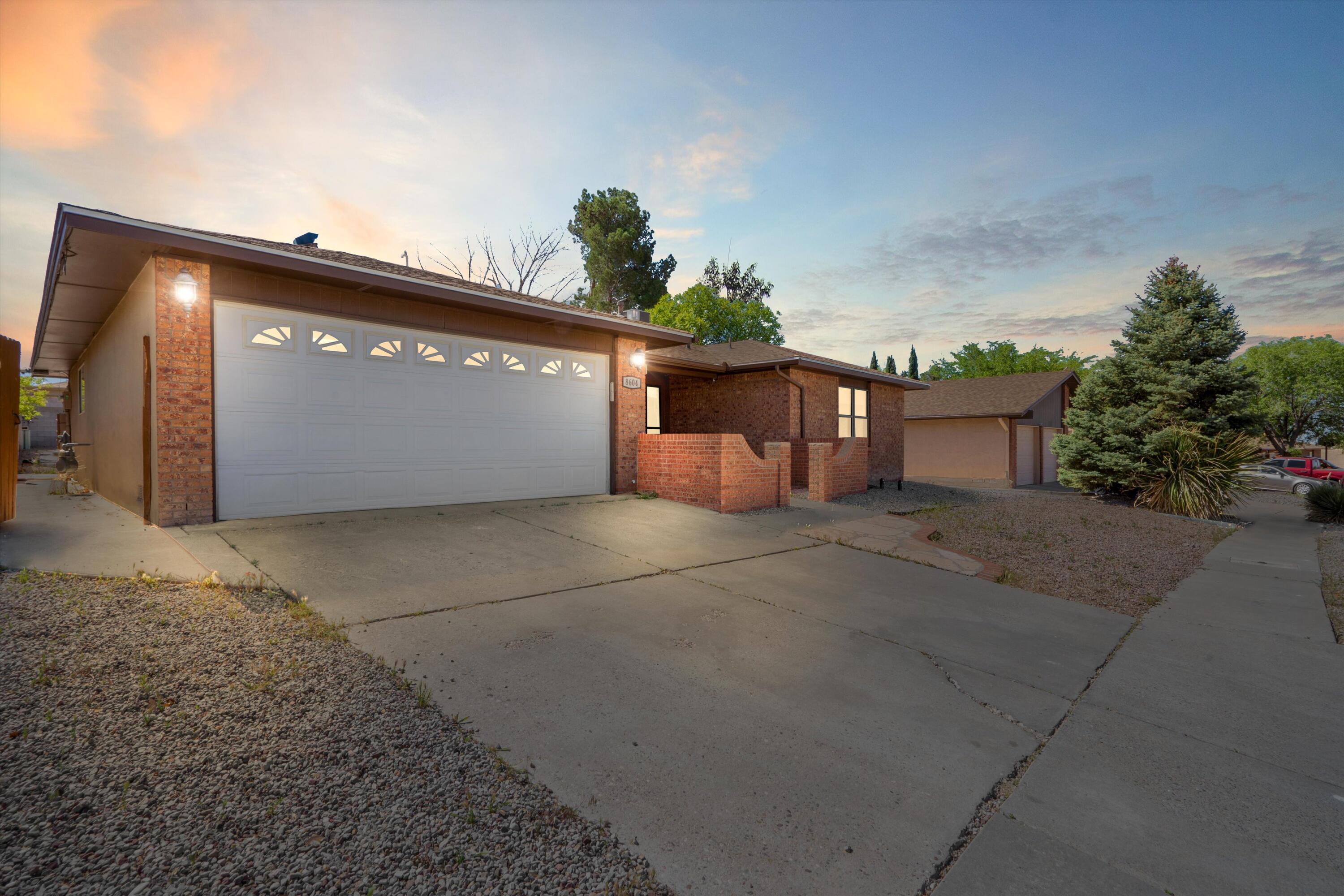 8604 Plymouth Rock Road, Albuquerque, New Mexico image 1