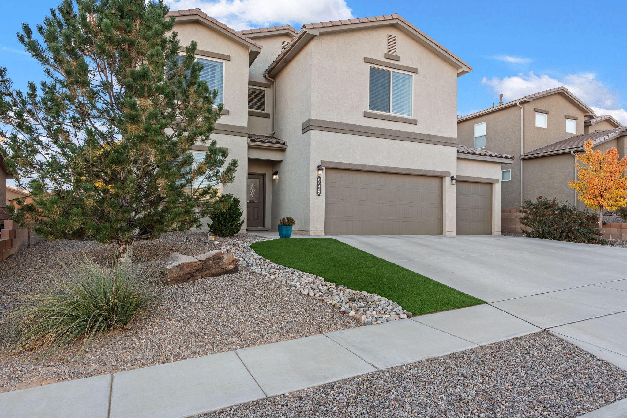 6922 Trapper Creek Road, Rio Rancho, New Mexico image 2