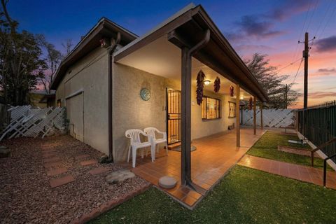 1553 Rinconado Lane SW Albuquerque NM 87105