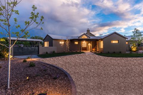 1016 GUADALUPE VILLA NW Albuquerque NM 87114