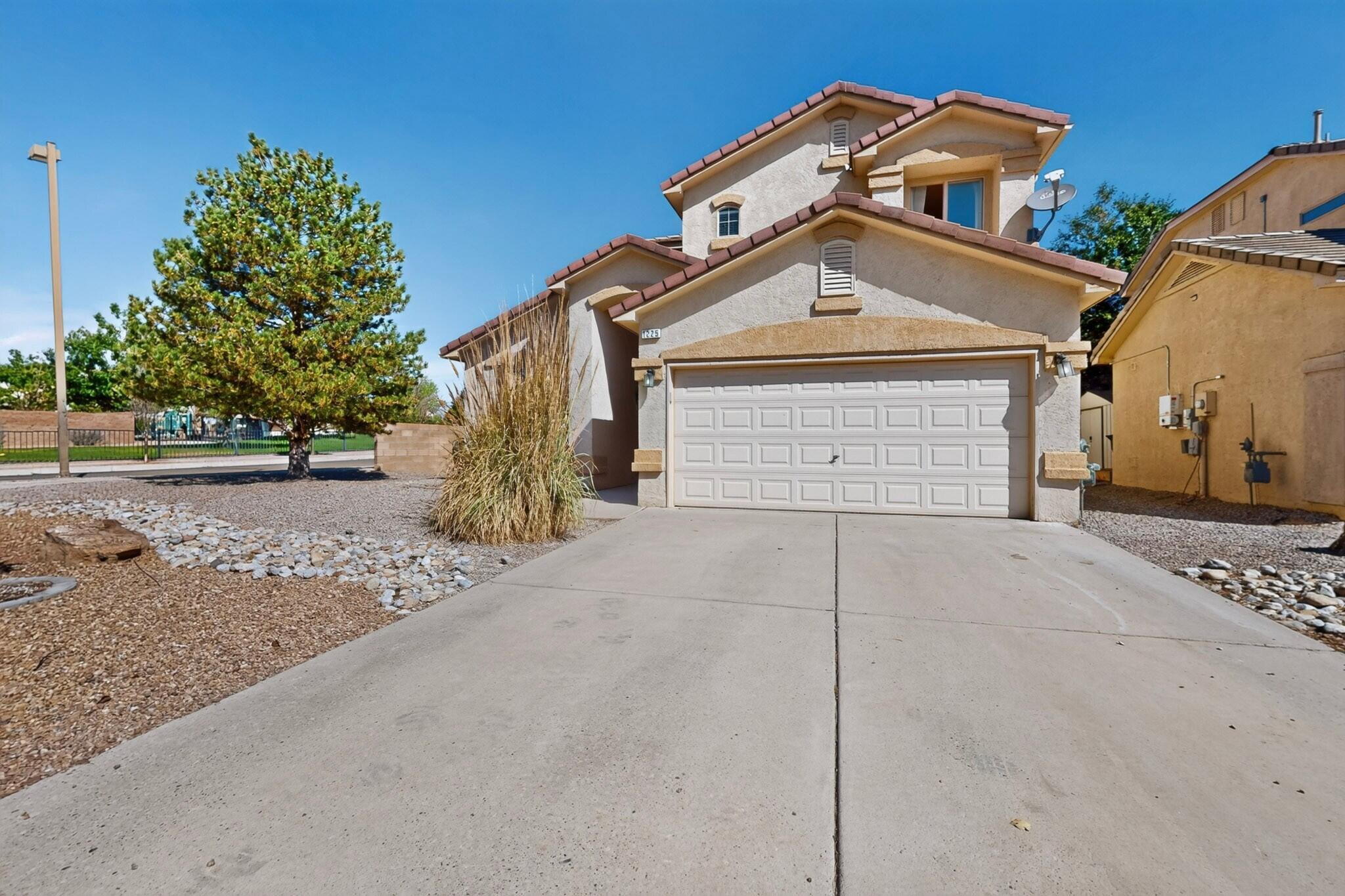 1225 Danzante Drive SE